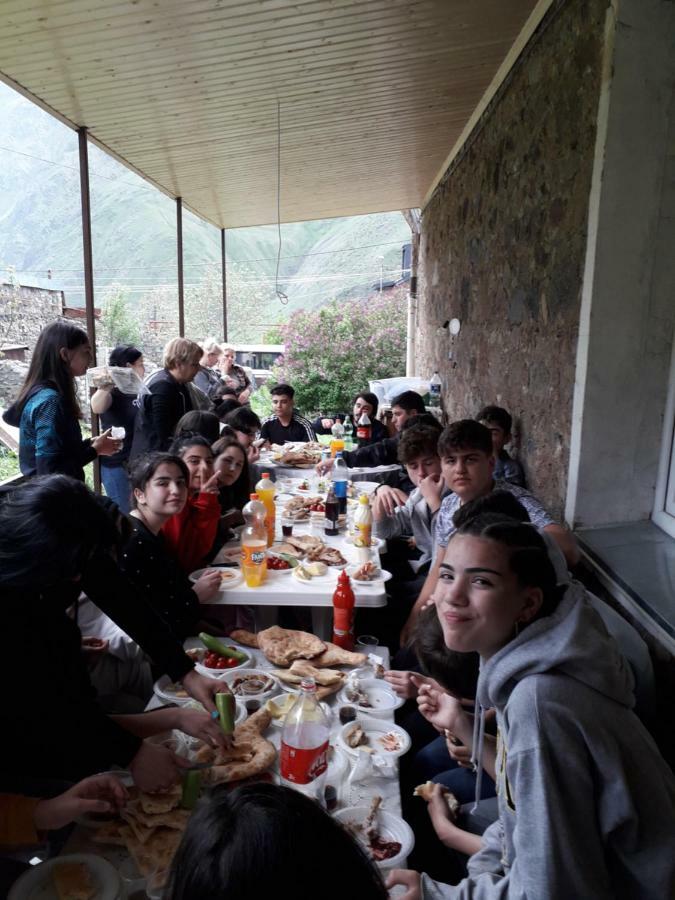 Kazbegi Guest House Exterior photo